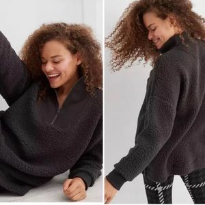 Aerie Dream Sherpa Quarter Zip Sweatshirt